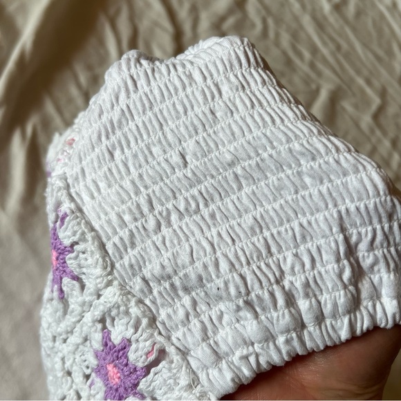 Beautiful, crochet, scalloped edge, girls, crop top size medium. - Picture 7 of 15